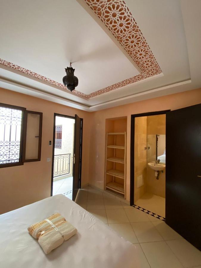 Private Riad 3Ch Salon, Terrasse Avec Jacuzzi , A Jemaa El Fna Marrakesch Exterior foto
