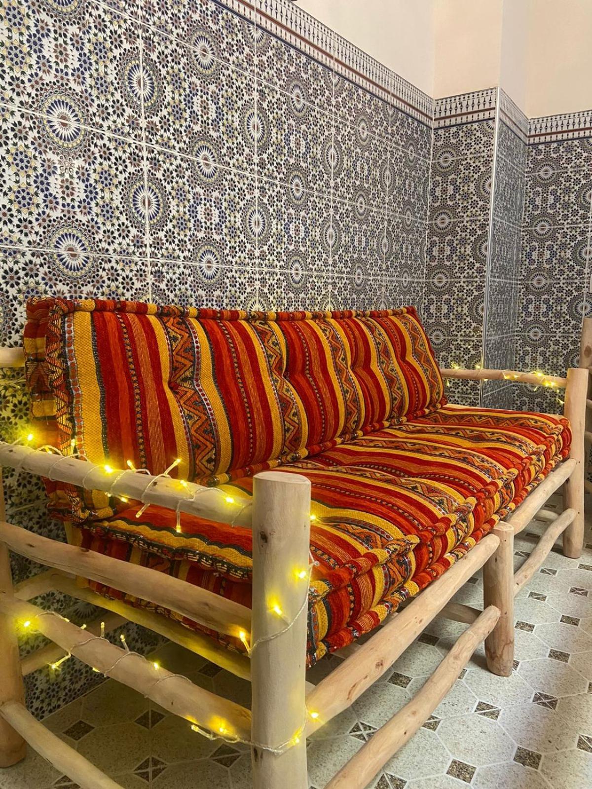 Private Riad 3Ch Salon, Terrasse Avec Jacuzzi , A Jemaa El Fna Marrakesch Exterior foto