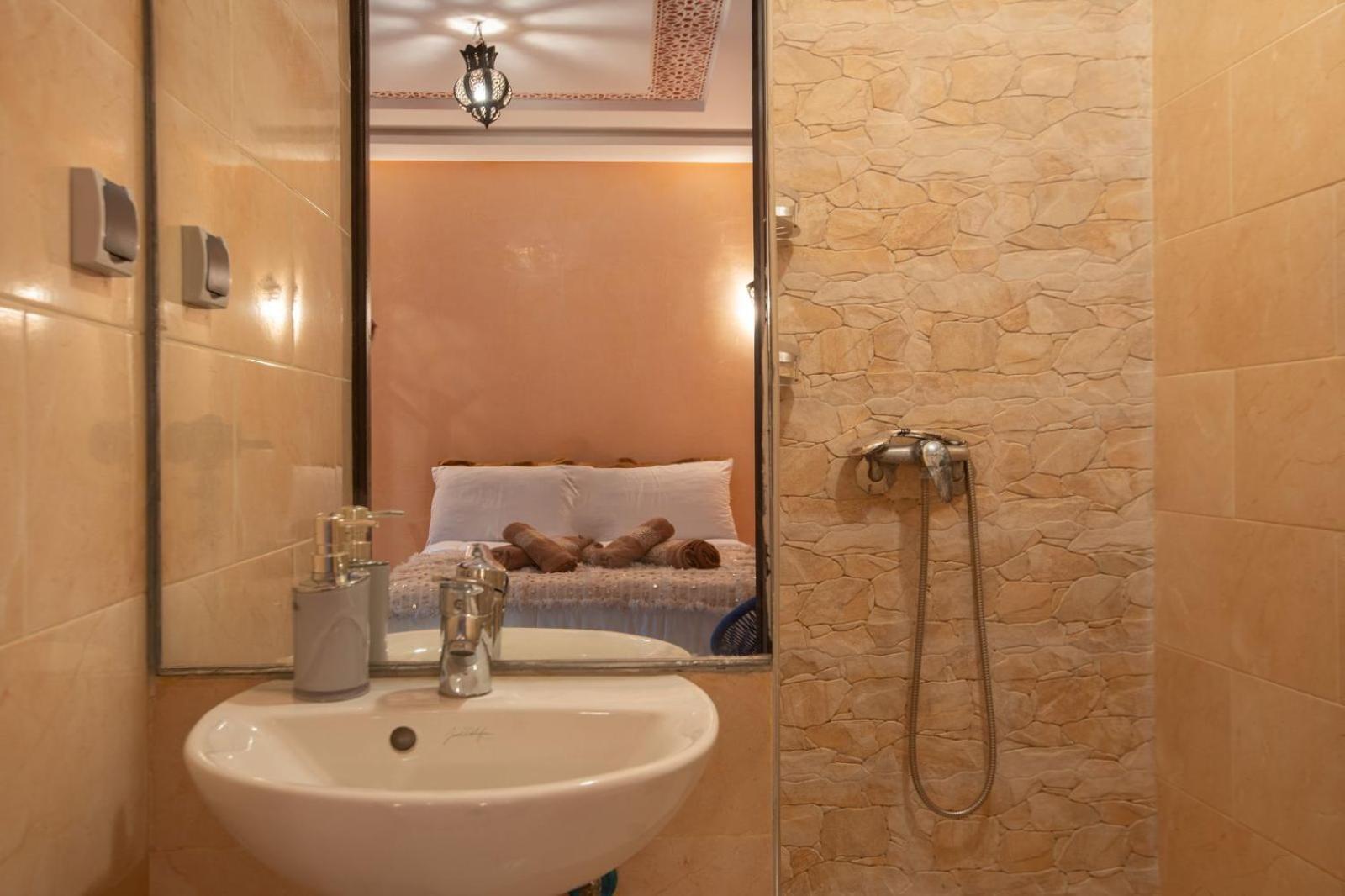 Private Riad 3Ch Salon, Terrasse Avec Jacuzzi , A Jemaa El Fna Marrakesch Exterior foto